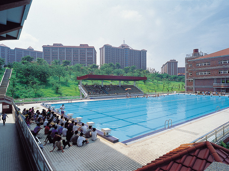 Swimming Competitions - 1 / 2