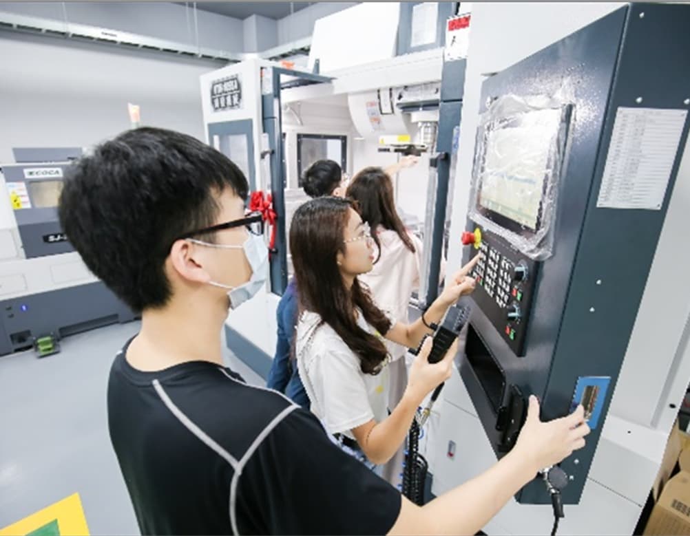 智慧設計與製造中心